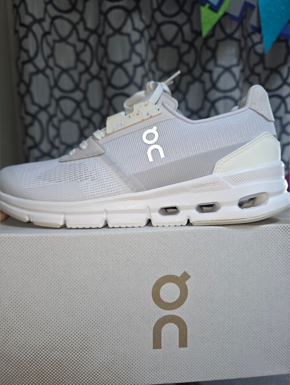 Womens On Cloud Cloudrift